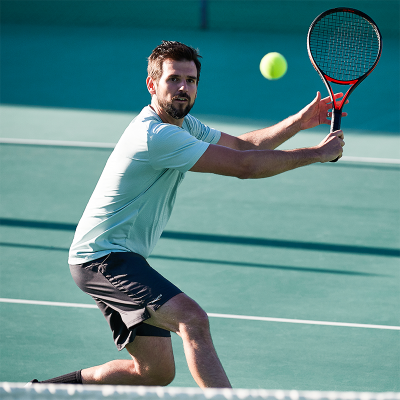 رياضة التنس والمضارب