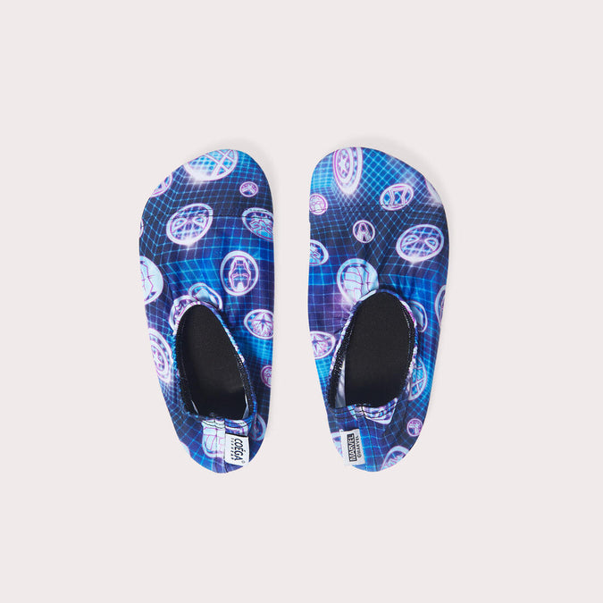 





حذاء مسبح للأولاد من كويغا, photo 1 of 2