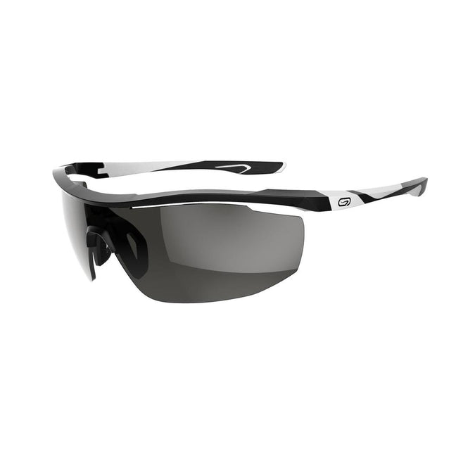 





نظارة للجري RUNPERF من الفئة 3 للكبار - أسود / أبيض, photo 1 of 6